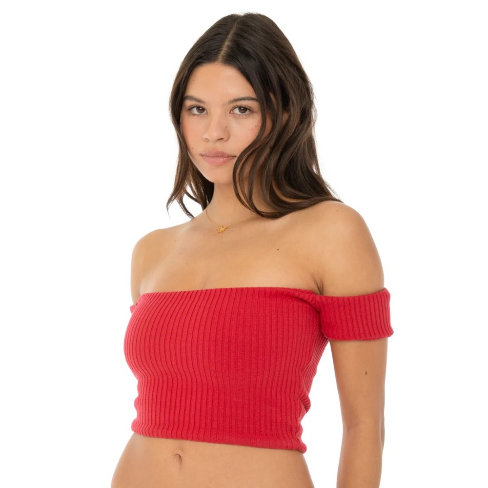 NWT ARE YOU AM I Red Minka Cropped Top Size M